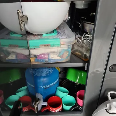 مكان تخييم Chalks1 Campervan *